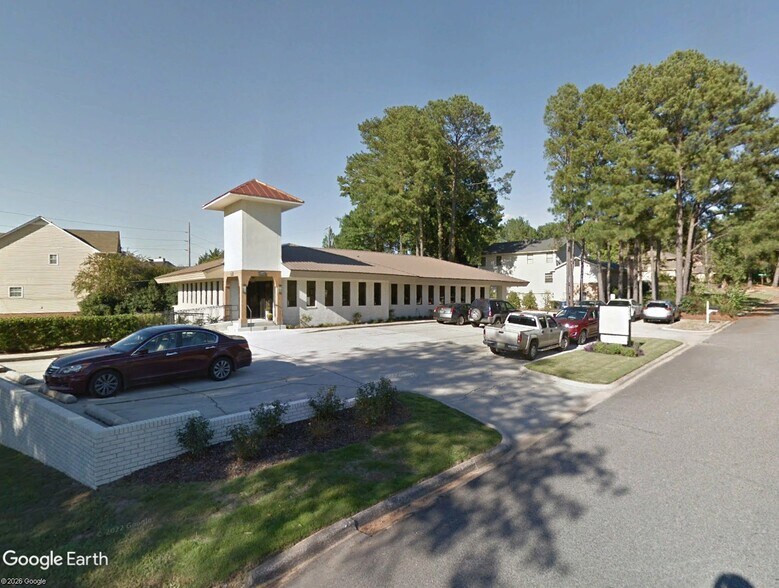 2120 Lynngate Dr, Birmingham, AL à vendre - Photo de l’immeuble – Image 1 sur 1