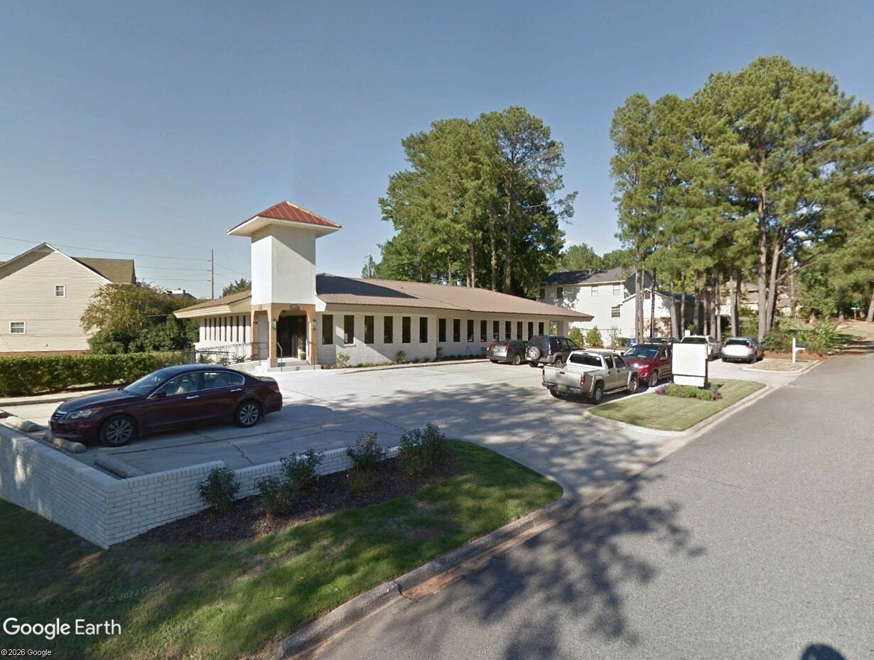 2120 Lynngate Dr, Birmingham, AL à vendre Photo de l’immeuble– Image 1 sur 2