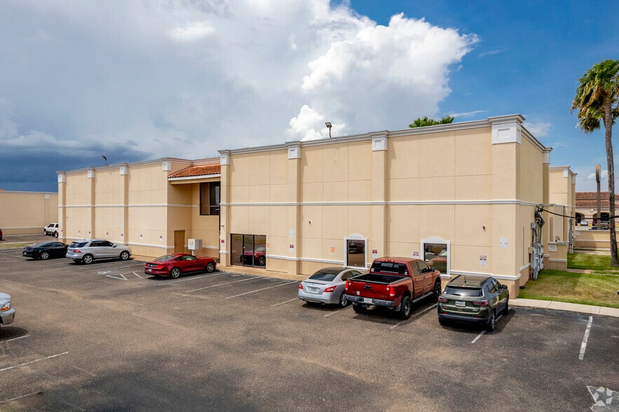 1821 Sesame St, Harlingen, TX à louer - Photo de l’immeuble – Image 3 sur 7