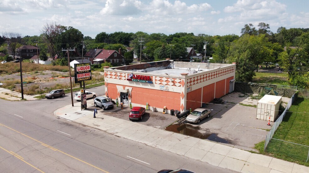 14201 Harper Ave, Detroit, MI à vendre - Photo de l’immeuble – Image 2 sur 7