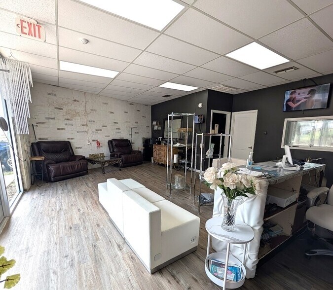 400 W Methvin St, Longview, TX à vendre - Photo de l’immeuble – Image 2 sur 14