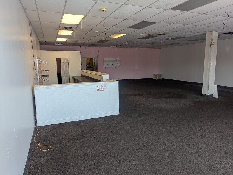 2909-2939 Linden Ave, Dayton, OH à louer - Photo de l’immeuble – Image 2 sur 6