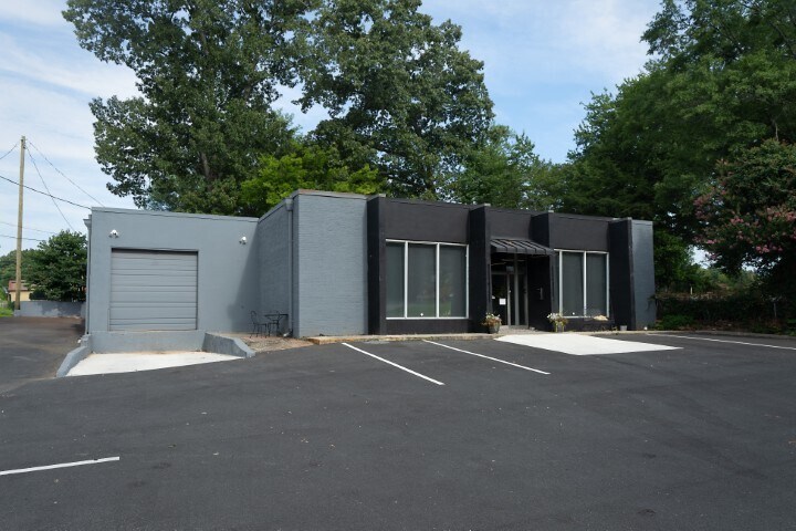 51 Austin Ave NE, Marietta, GA à vendre - Photo de l’immeuble – Image 2 sur 39
