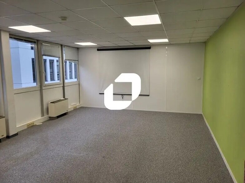 Bureau dans Mérignac à louer - Photo de l’immeuble – Image 3 sur 14