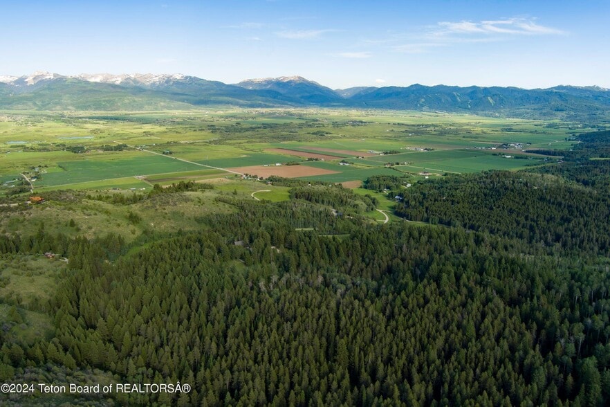 5450 Dry Henderson Rd, Victor, ID à vendre - Photo de l’immeuble – Image 2 sur 72
