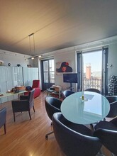 Bureau dans Madrid, Madrid à louer Plan d’étage– Image 1 sur 16