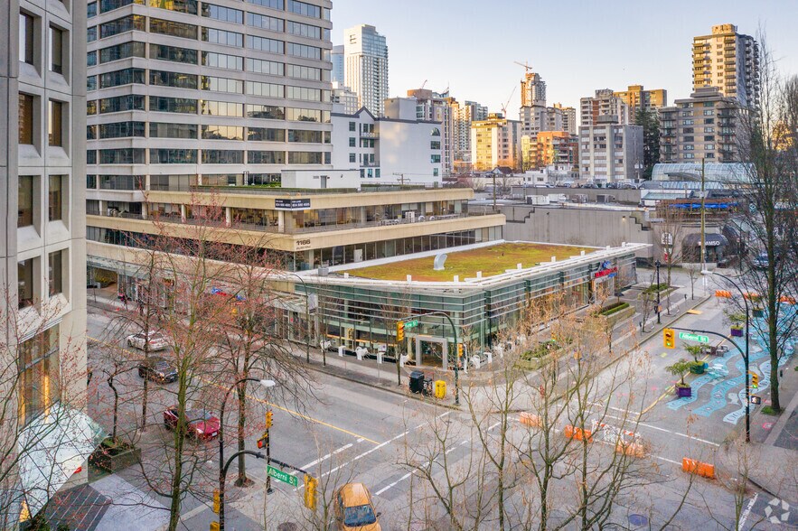 1166 Alberni St, Vancouver, BC à louer - Photo de l’immeuble – Image 3 sur 11