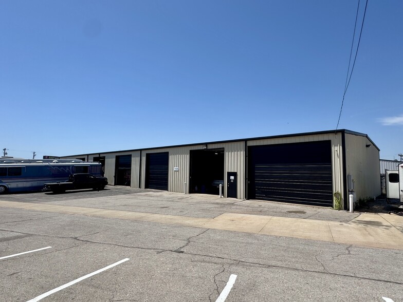11630 N I 35 Service Rd, Oklahoma City, OK à vendre - Photo principale – Image 1 sur 1