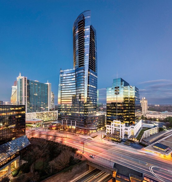 3344 Peachtree Rd NE, Atlanta, GA à louer - Photo de l’immeuble – Image 3 sur 45