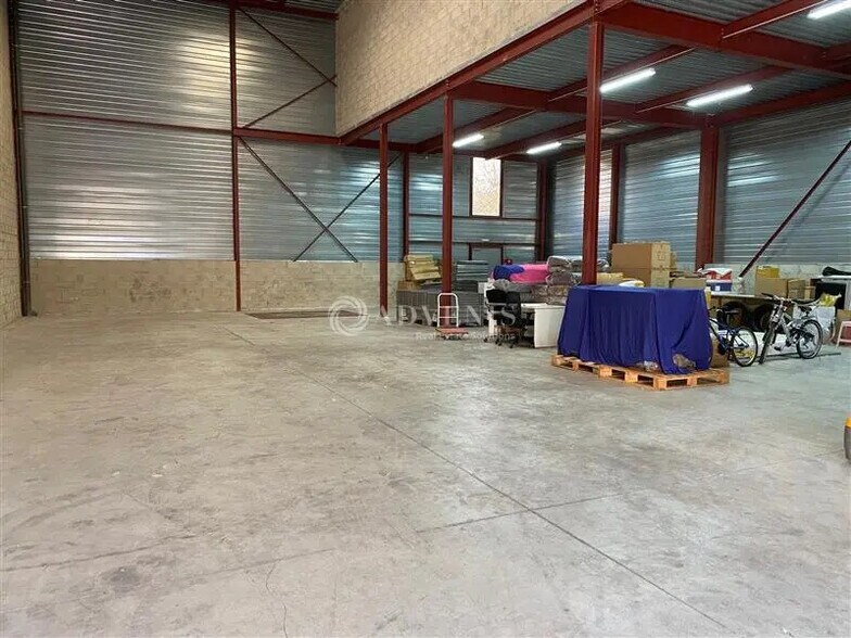 Local d’activités dans Montévrain à louer - Photo de l’immeuble – Image 2 sur 6