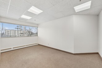 570 Asbury St, Saint Paul, MN à louer Photo intérieure– Image 1 sur 1