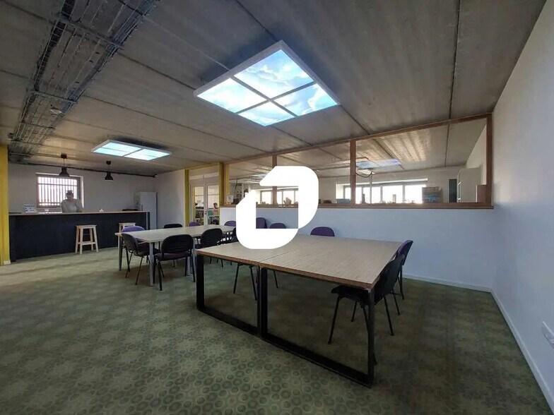 Bureau dans Castelnau-le-Lez à louer - Photo intérieure – Image 2 sur 8