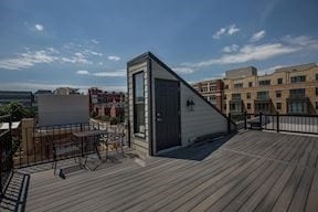 Plus de détails pour 335 H St NE, Washington, DC - Logement à vendre