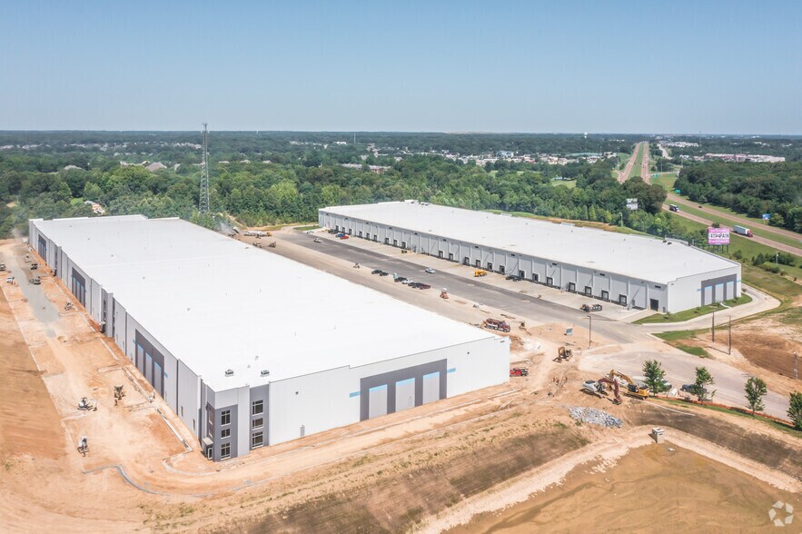 6332 Commercial Dr, Olive Branch, MS à louer - Aérien – Image 2 sur 10