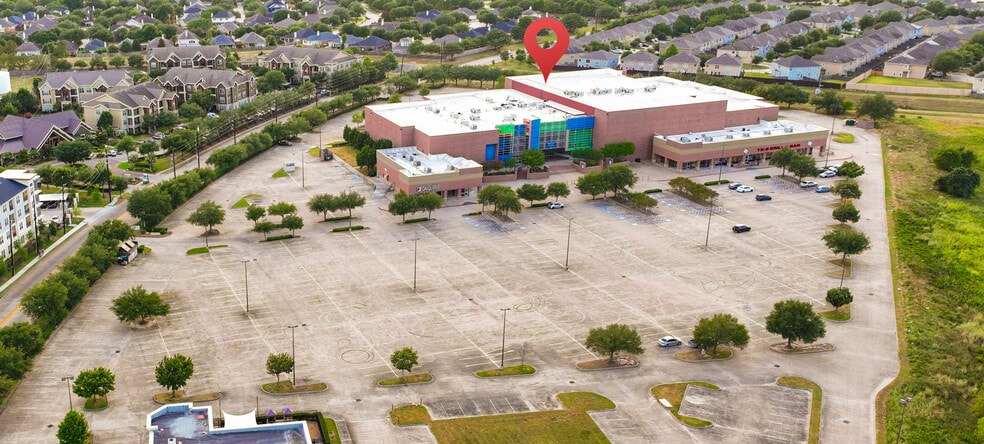 15900 Yorktown Crossing Pky, Houston, TX à vendre - Photo principale – Image 1 sur 6