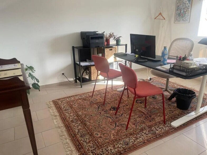 Bureau dans Montreuil à louer - Photo de l’immeuble – Image 2 sur 5