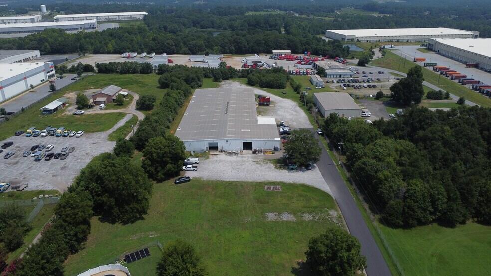 1195 Victor Hill Rd, Greer, SC à vendre - Photo de l’immeuble – Image 2 sur 4