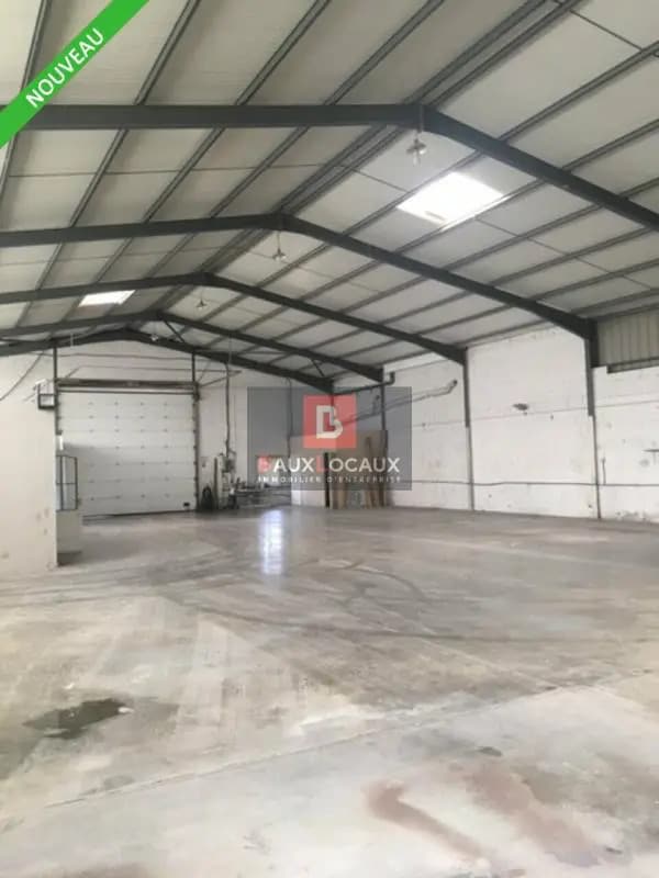 Local d’activités dans Vedène à louer Photo intérieure– Image 1 sur 9