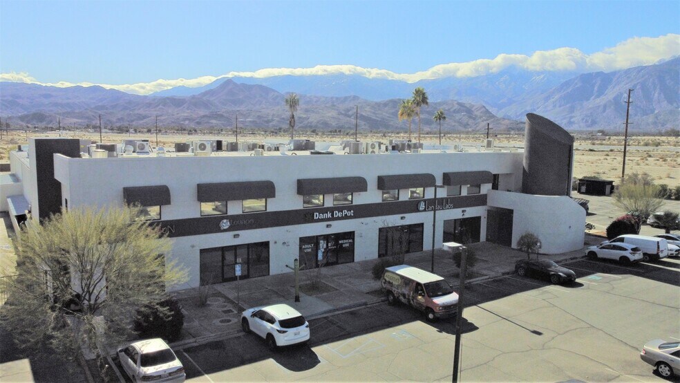 68031 Ramon Rd, Cathedral City, CA à vendre - Photo de l’immeuble – Image 3 sur 9