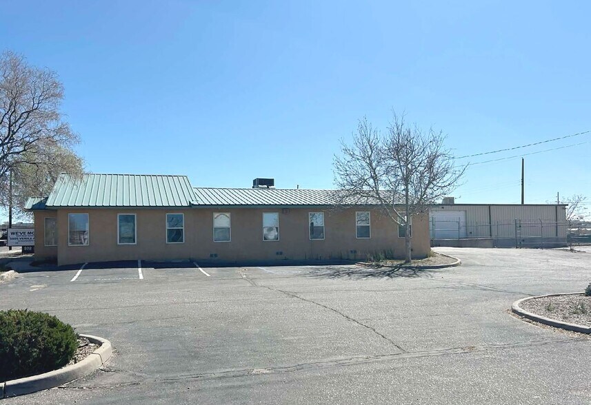 808 Gibson Blvd SE, Albuquerque, NM à louer - Photo de l’immeuble – Image 2 sur 6
