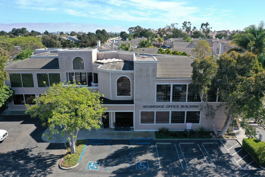 20042 Beach Blvd, Huntington Beach, CA à vendre - Photo de l’immeuble – Image 2 sur 34