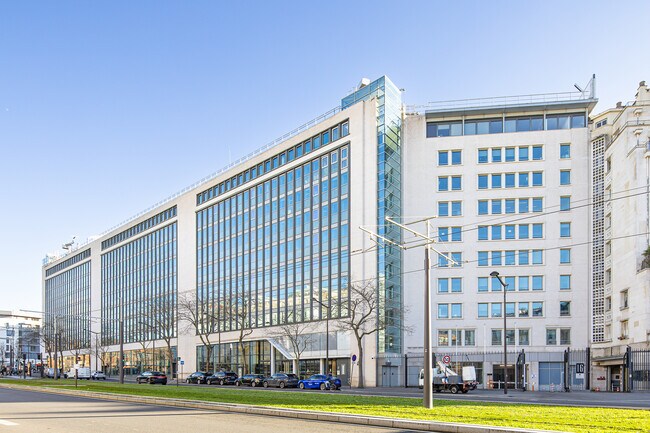 Plus de détails pour 13 Ter Boulevard Berthier, Paris - Bureau à louer