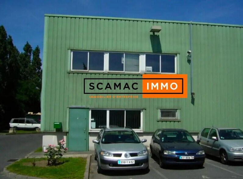 Local d’activités dans Beauchamp à louer - Photo de l’immeuble – Image 2 sur 3