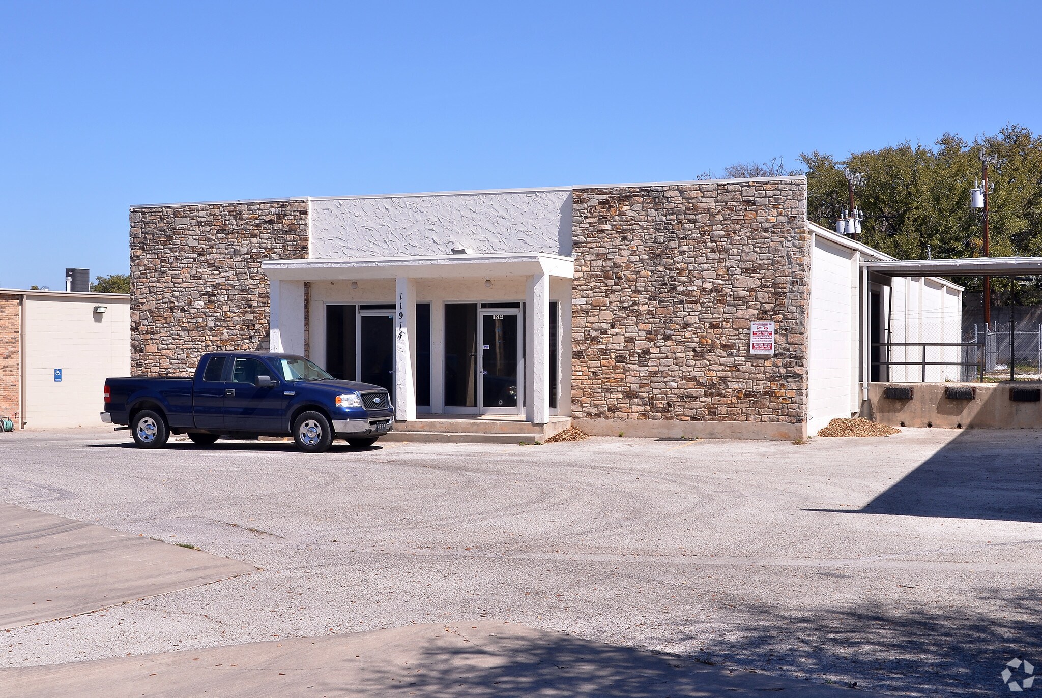 11914 Radium St, San Antonio, TX à louer Photo principale– Image 1 sur 3