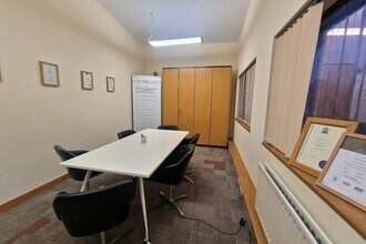 Stroudley Rd, Basingstoke à louer Photo intérieure– Image 2 sur 3