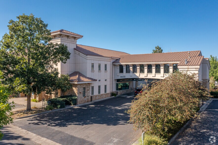 1015-1075 W Horsetooth Rd, Fort Collins, CO à louer - Photo de l’immeuble – Image 2 sur 35