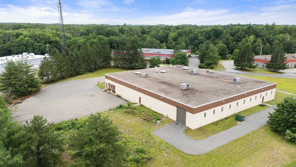 4 Lomar Park Dr, Pepperell, MA à vendre - Photo de l’immeuble – Image 2 sur 5