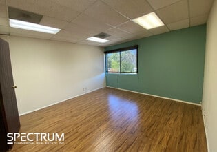 20951-20963 Devonshire St, Chatsworth, CA à louer Photo intérieure– Image 2 sur 3