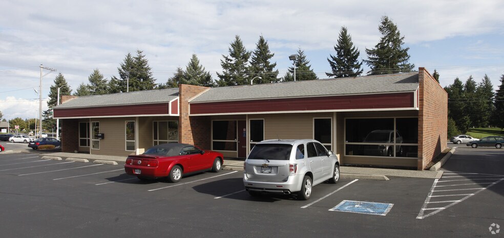 6706 24th St W, University Place, WA à vendre - Photo de l’immeuble – Image 2 sur 2