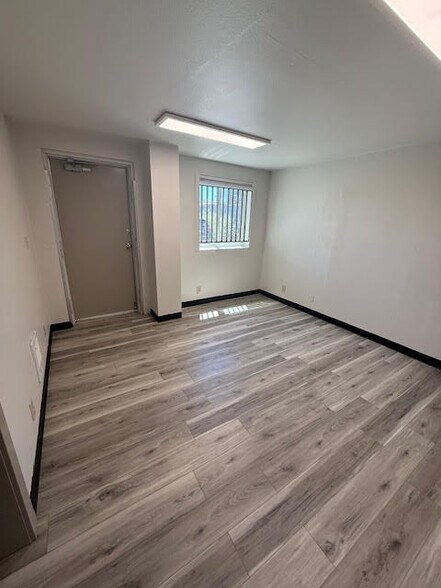 1420 NE 1st St, Bend, OR à louer - Photo de l’immeuble – Image 3 sur 15