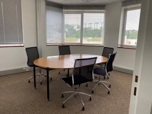 Bureau dans Lyon à louer - Photo de l’immeuble – Image 1 sur 5