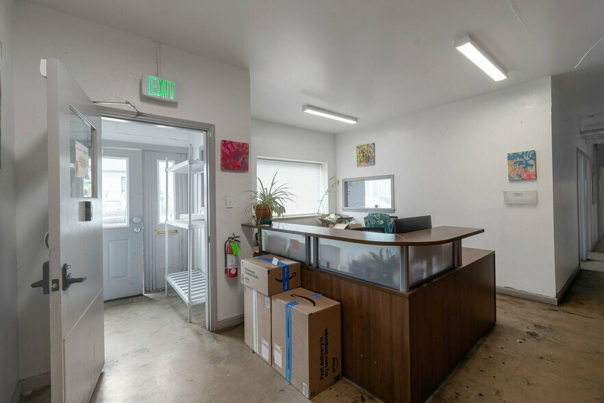 2401 S Delaware St, Denver, CO à louer - Photo de l’immeuble – Image 3 sur 24