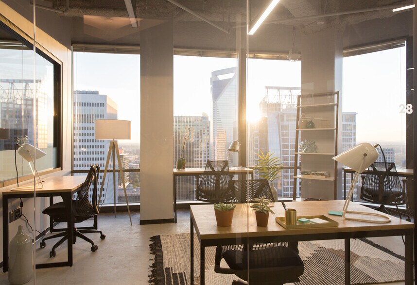 101 S Tryon St, Charlotte, NC à louer - Photo intérieure – Image 3 sur 8