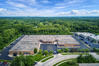 Plus de détails pour 21421 Hilltop St, Southfield, MI - Bureau, Local d'activités à louer