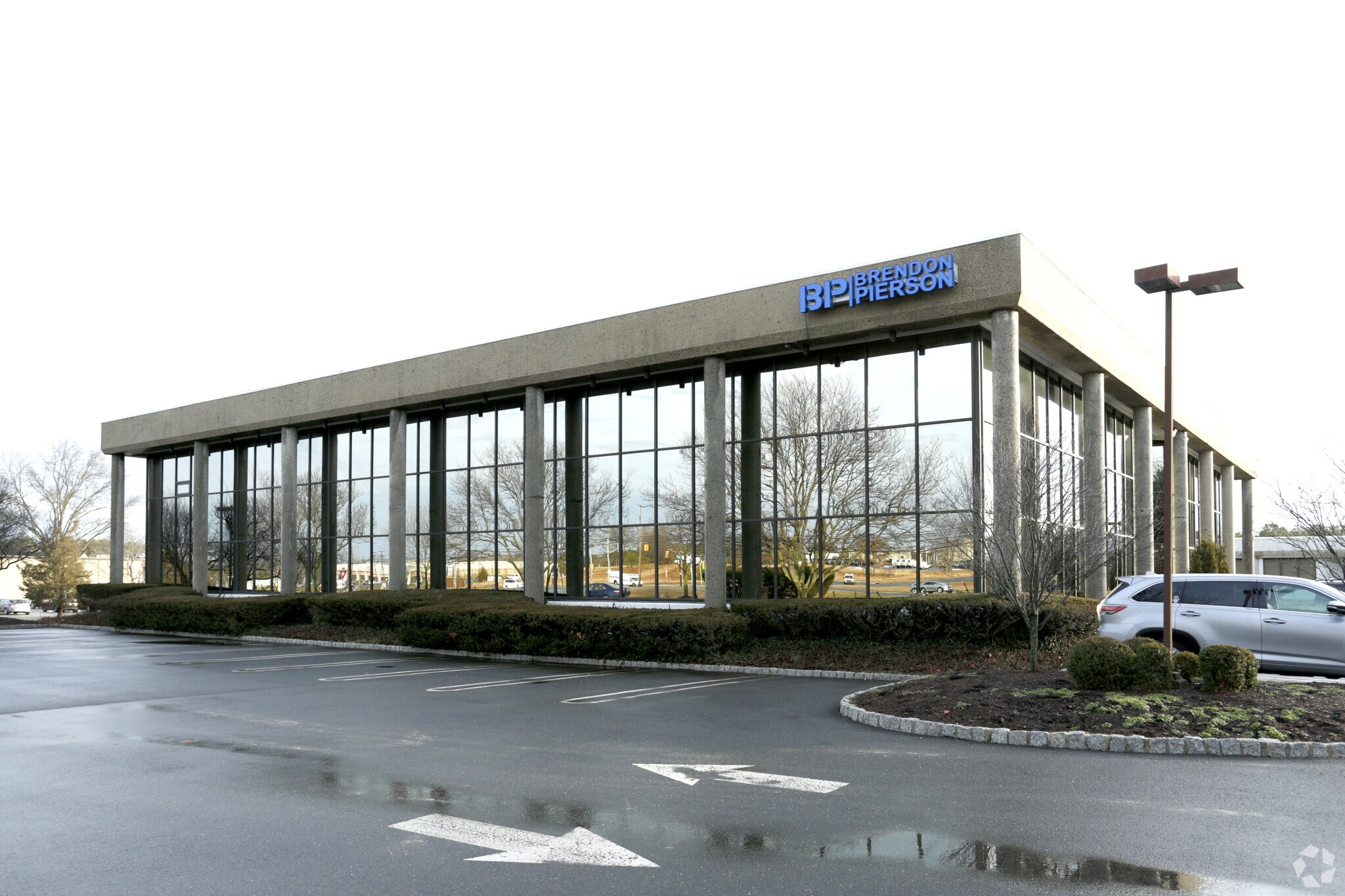 1720 State Route 34, Wall Township, NJ à louer Photo de l’immeuble– Image 1 sur 5