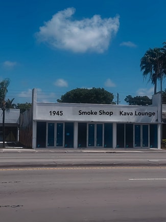 Plus de détails pour 1949 NE 163rd St, North Miami Beach, FL - Local commercial à louer