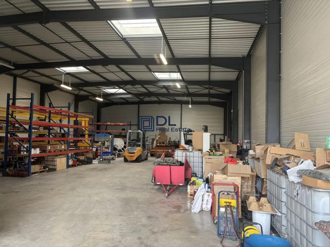 Bureau dans Saint-Pierre-du-Perray à louer Photo intérieure– Image 1 sur 7