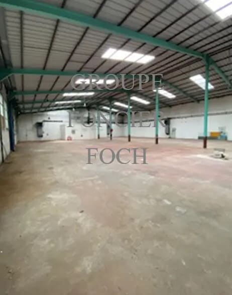 Local d’activités dans Lyon à louer - Photo intérieure – Image 1 sur 5