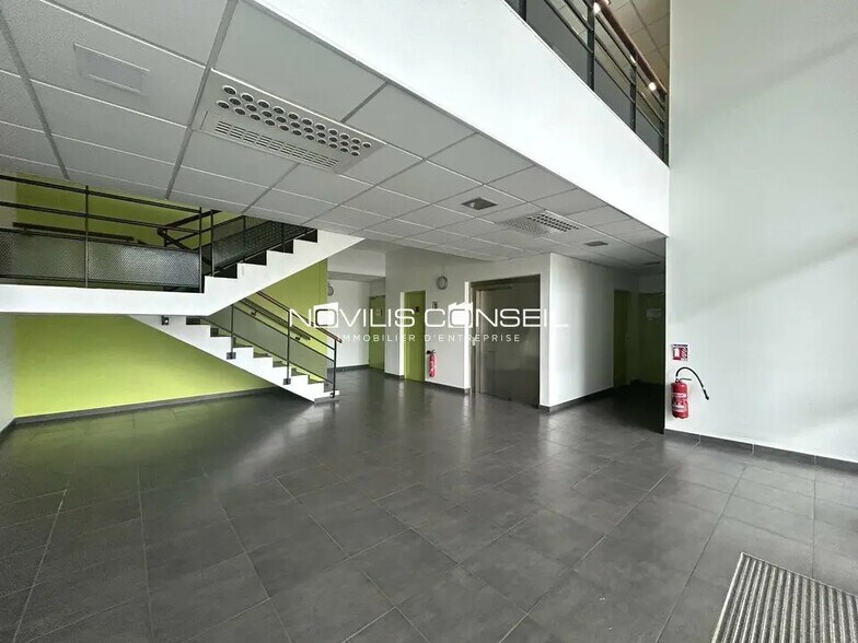 Bureau dans Labège à louer - Photo de l’immeuble – Image 1 sur 6