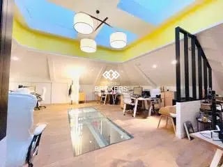 Plus de détails pour Local commercial à vendre