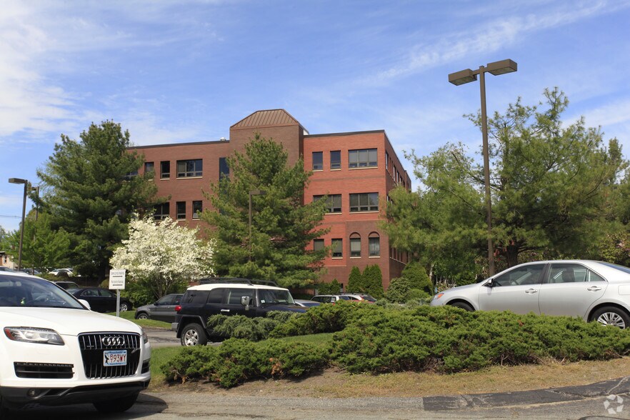 955 Main St, Winchester, MA à louer - Photo de l’immeuble – Image 3 sur 23