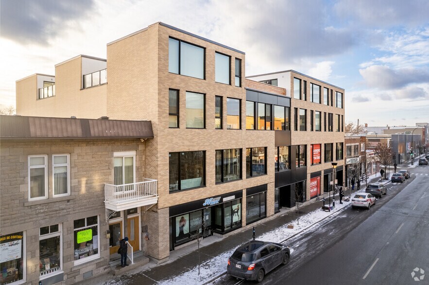 7472-7480 Rue Saint-Hubert, Montréal, QC à louer - Photo principale – Image 1 sur 5