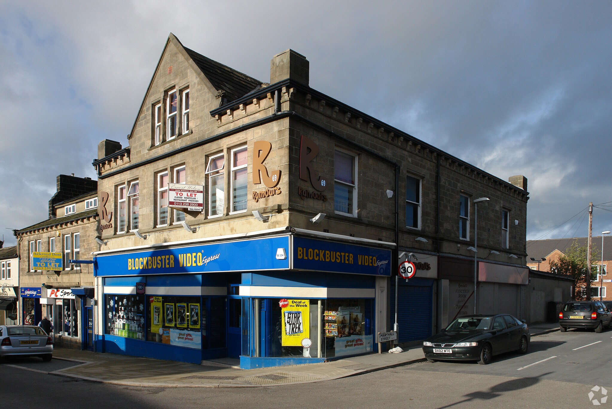69 High St, Yeadon à louer Photo principale– Image 1 sur 10