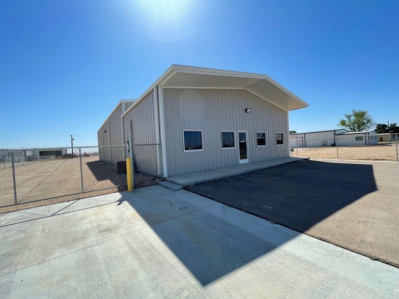 1505 Elwyn, Midland, TX à louer - Photo principale – Image 3 sur 14