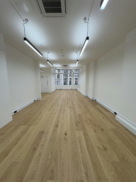 45 Conduit St, Londres à louer - Photo de l’immeuble – Image 3 sur 13