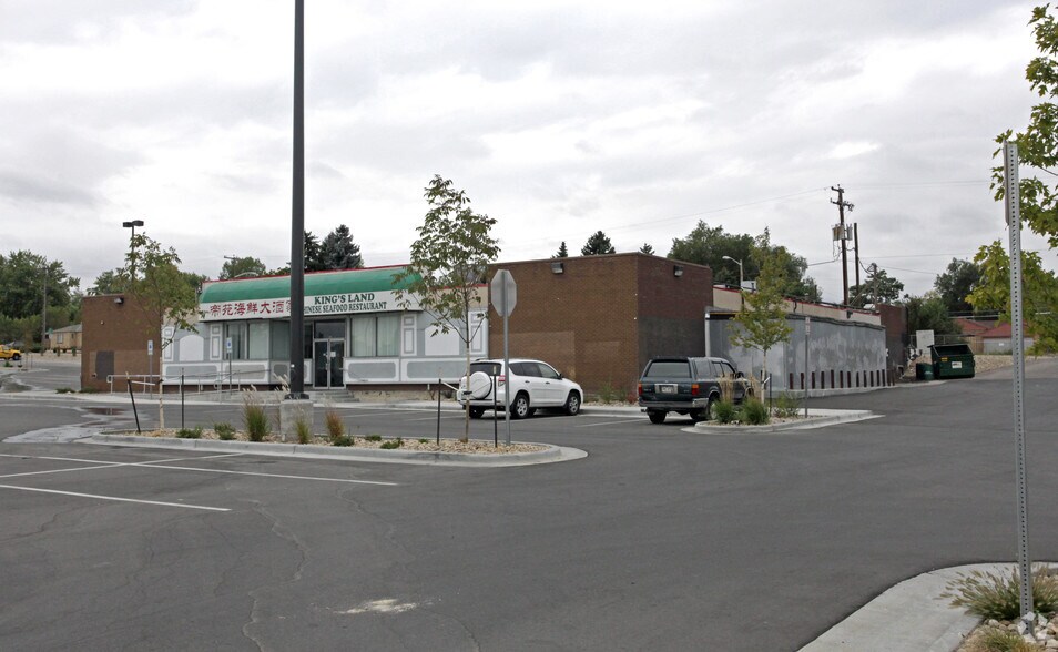 2360 W Alameda Ave, Denver, CO à louer - Photo principale – Image 1 sur 9